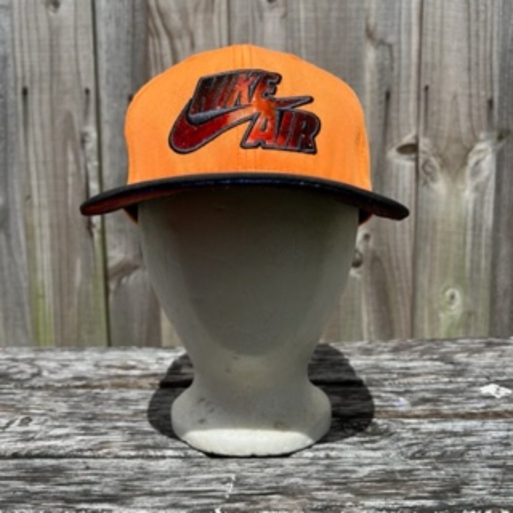 Nike Air Men's Galaxy Snap Back Cap